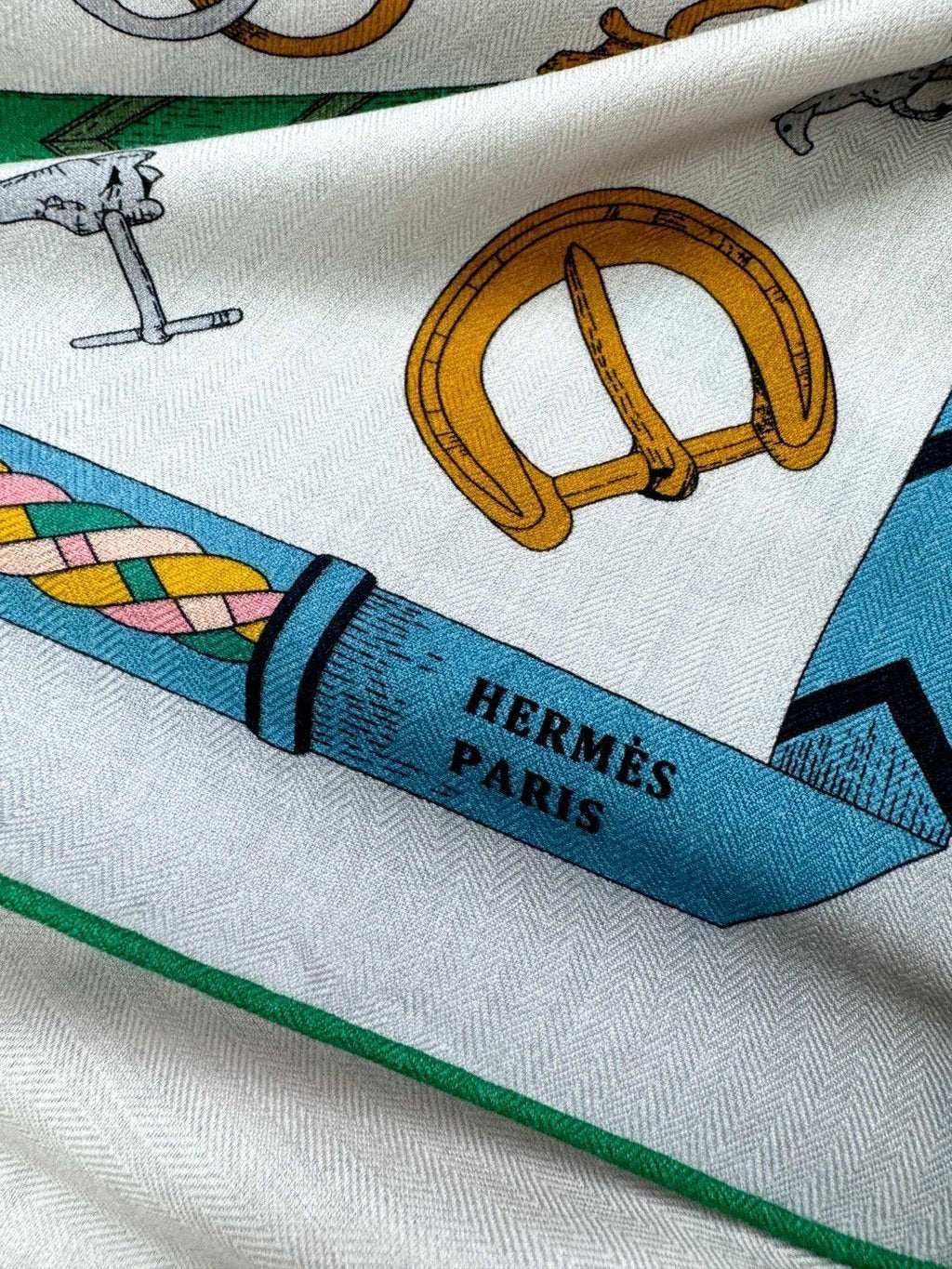HERMES HERMES 25S SCARF 135 IN CASERE SILK 737308