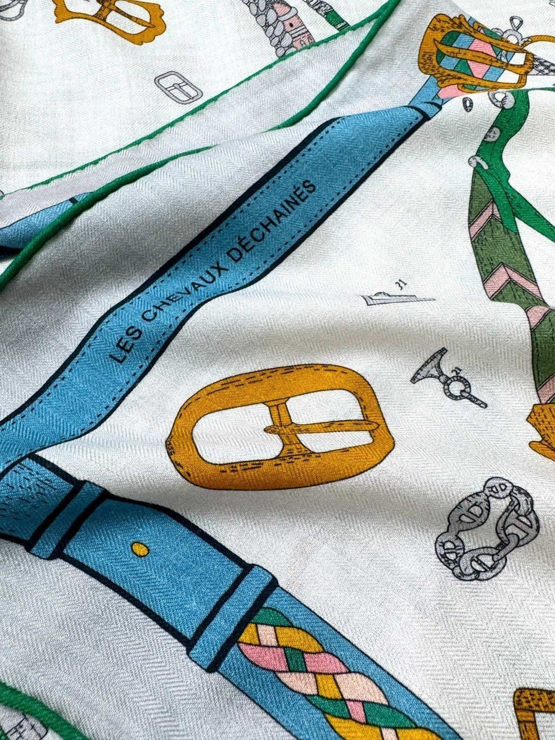 HERMES HERMES 25S SCARF 135 IN CASERE SILK 737308