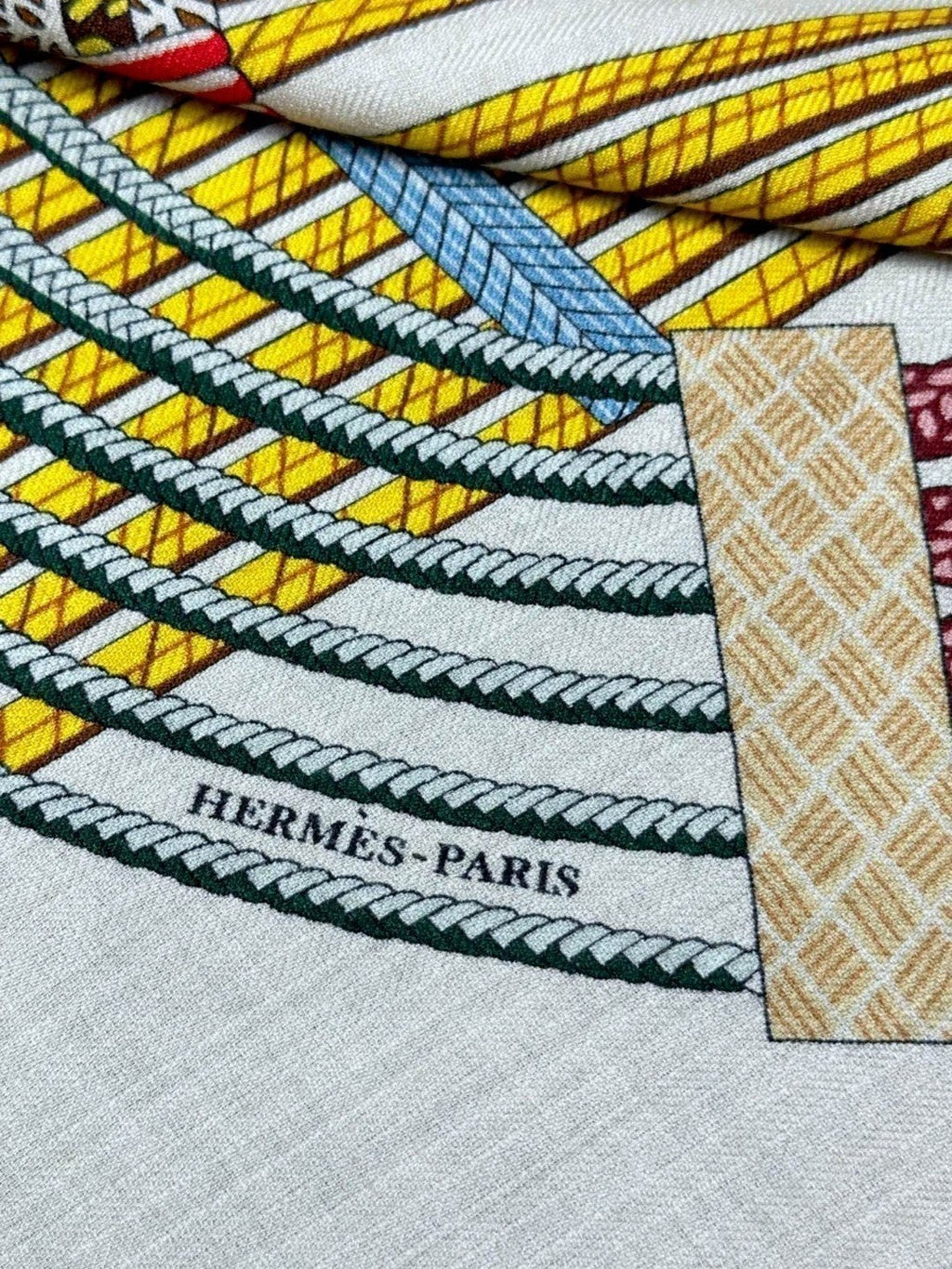 HERMES HERMES 25S SCARF 140 IN SILK 727338