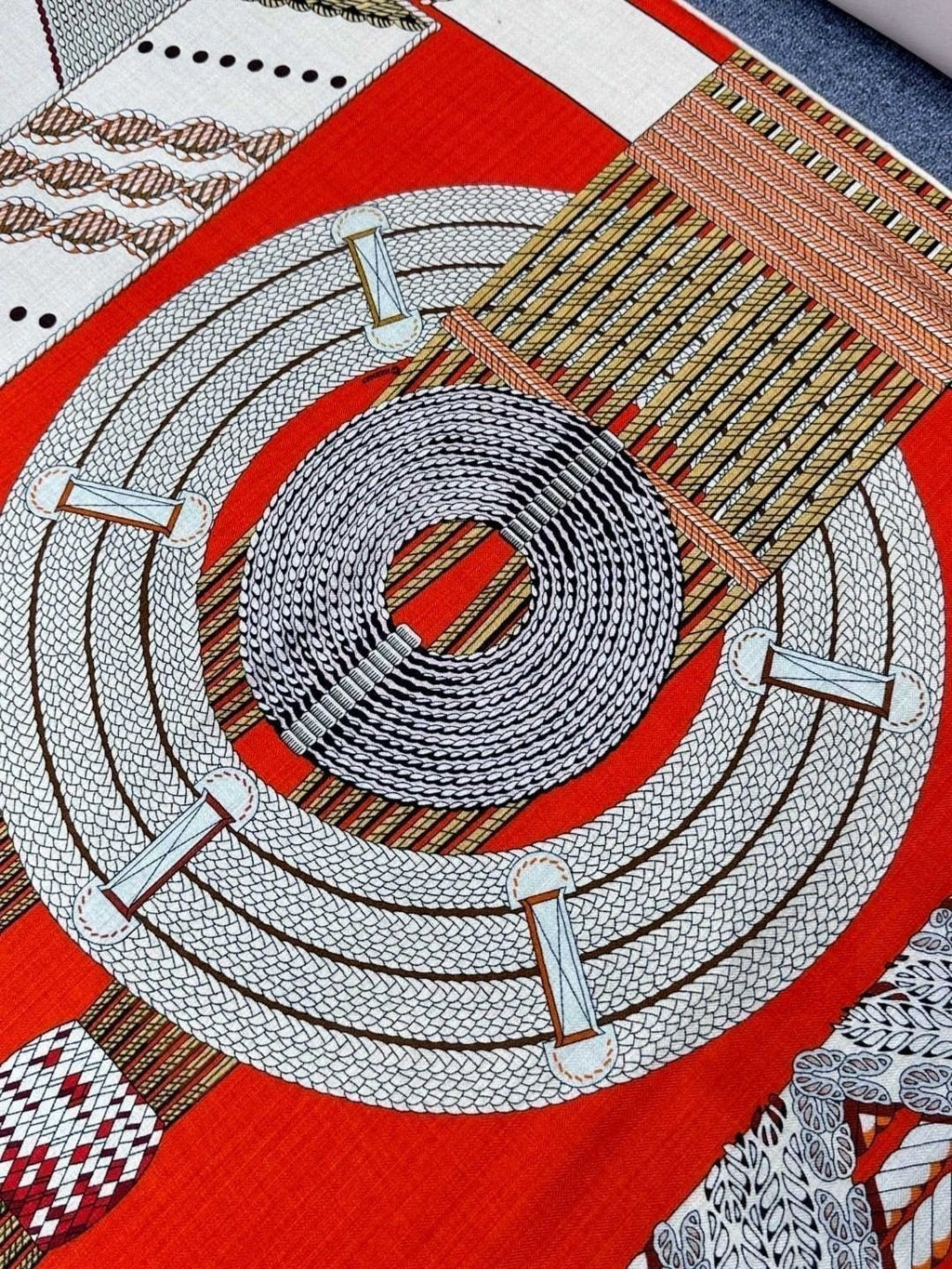 HERMES HERMES 25S SCARF 140 IN SILK 727339