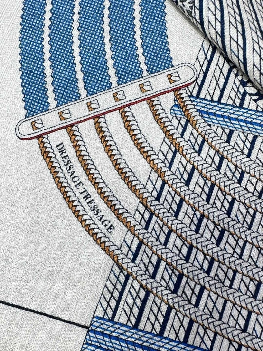 HERMES HERMES 25S SCARF 140 IN SILK 727340
