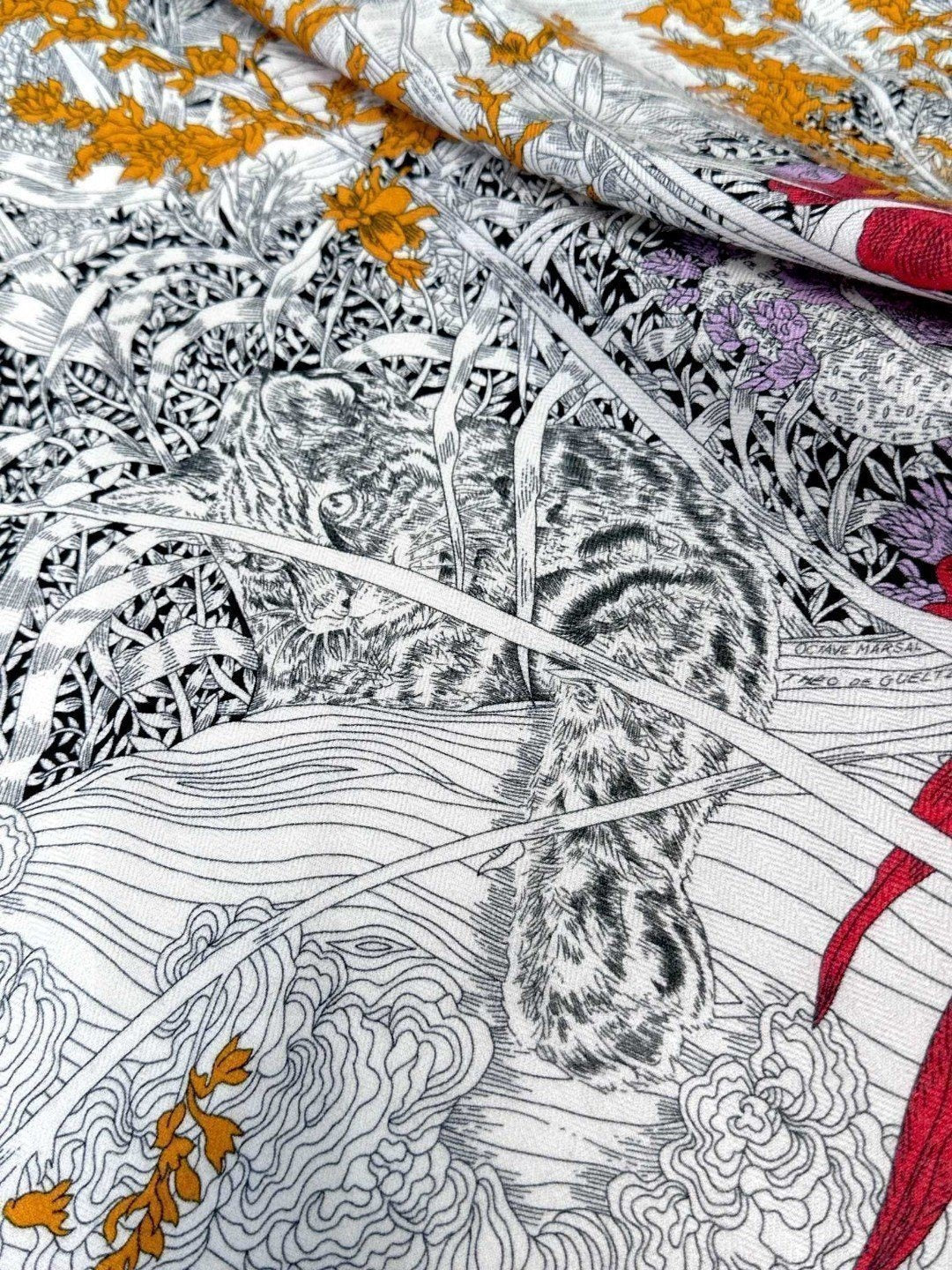 HERMES HERMES 25S SCARF 135 IN CASERE SILK 733938