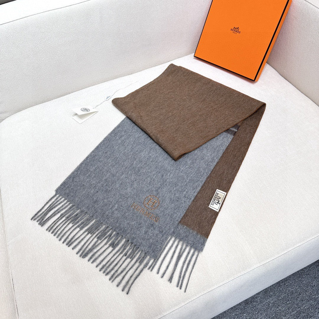 HERMES HERMES 25S SCARF 180 IN CASERE 854602