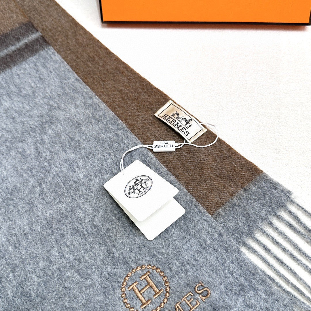 HERMES HERMES 25S SCARF 180 IN CASERE 854602
