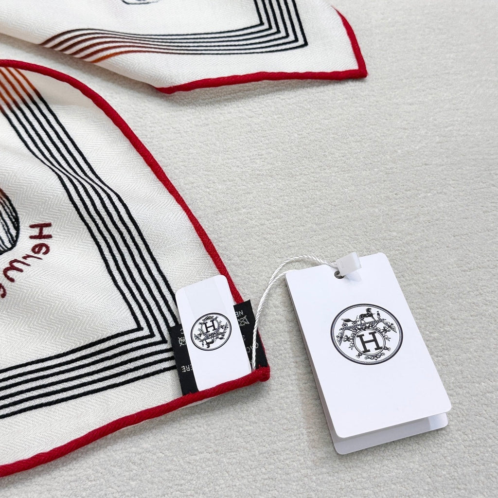 HERMES HERMES 25S SCARF 135 IN CASERE SILK 854592