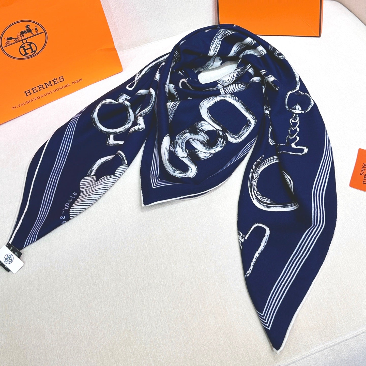 HERMES HERMES 25S SCARF 135 IN CASERE SILK 854594