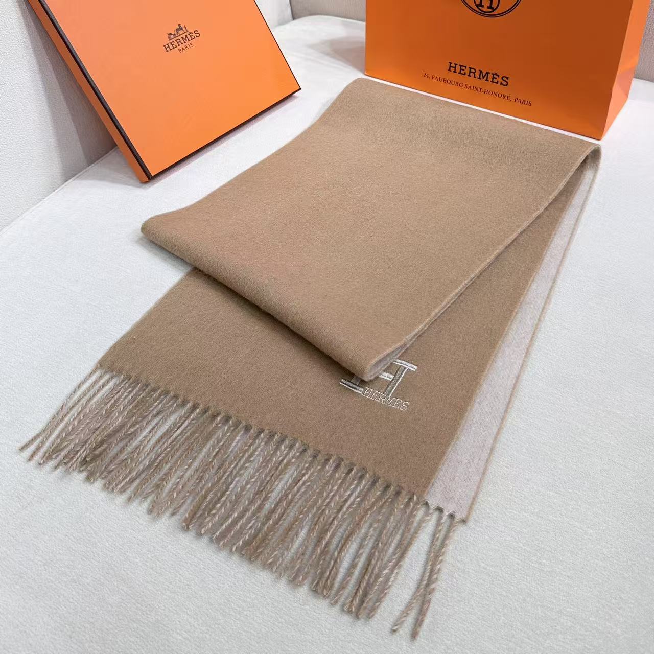 HERMES HERMES 25S SCARF 190 IN CASERE 985999