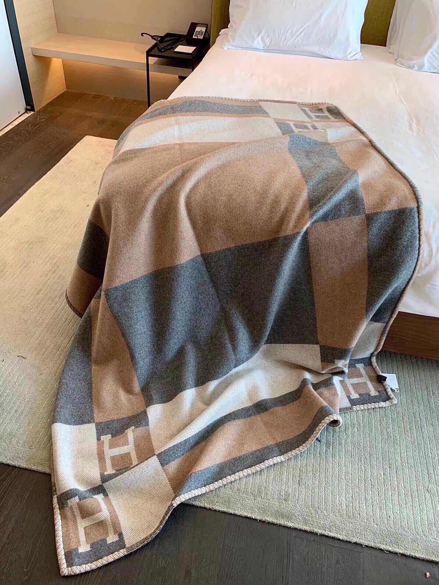 HERMES BLANKET 170 CM IN COLORFUL WOOL AND CASERE 118342