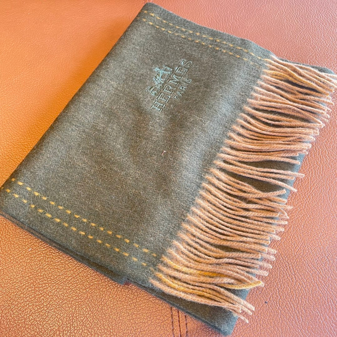 HERMES SCARF 180CM OLIVE GREEN CASERE