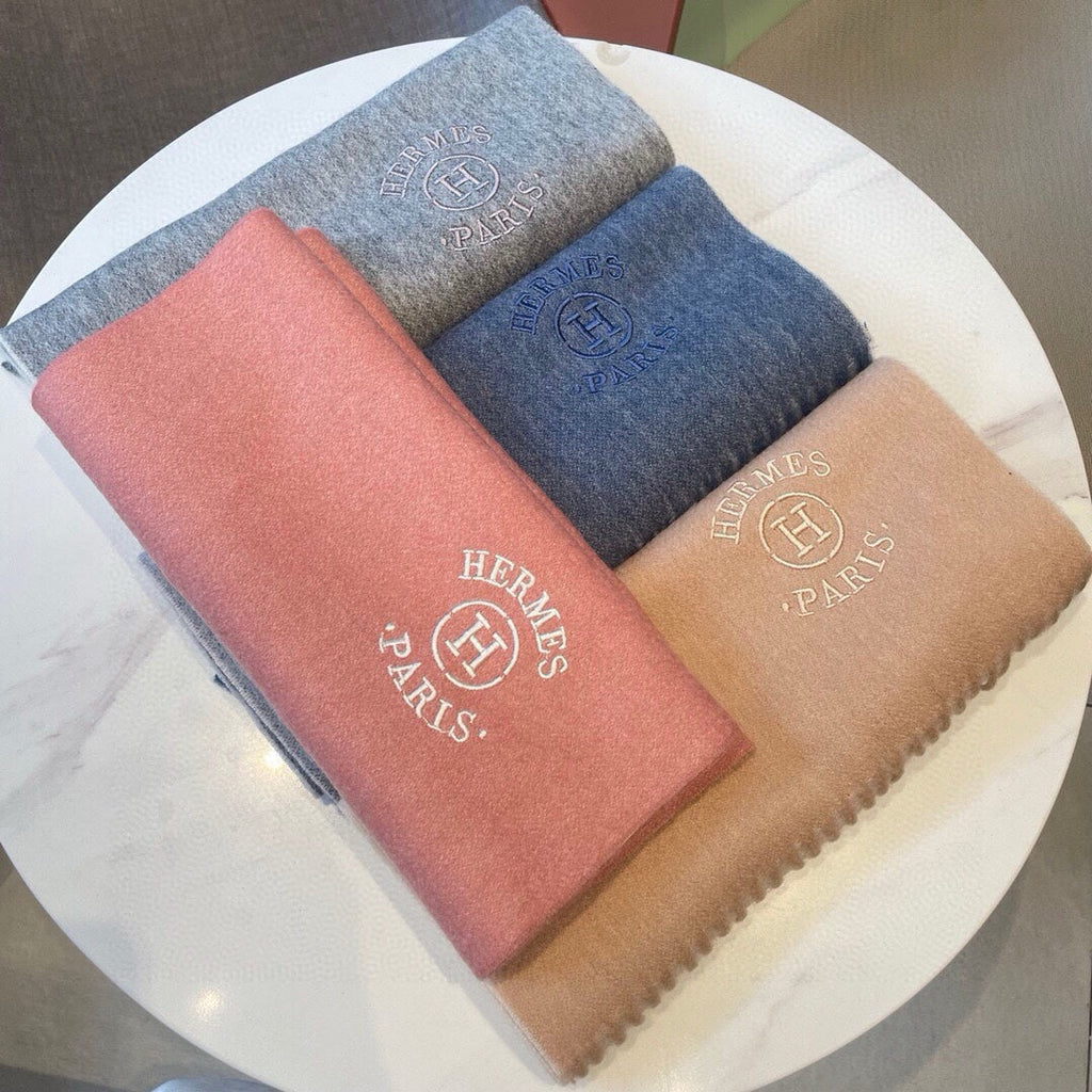 HERMES RECTO-VERSO MUFFLER 190 ROSE PINK CASERE
