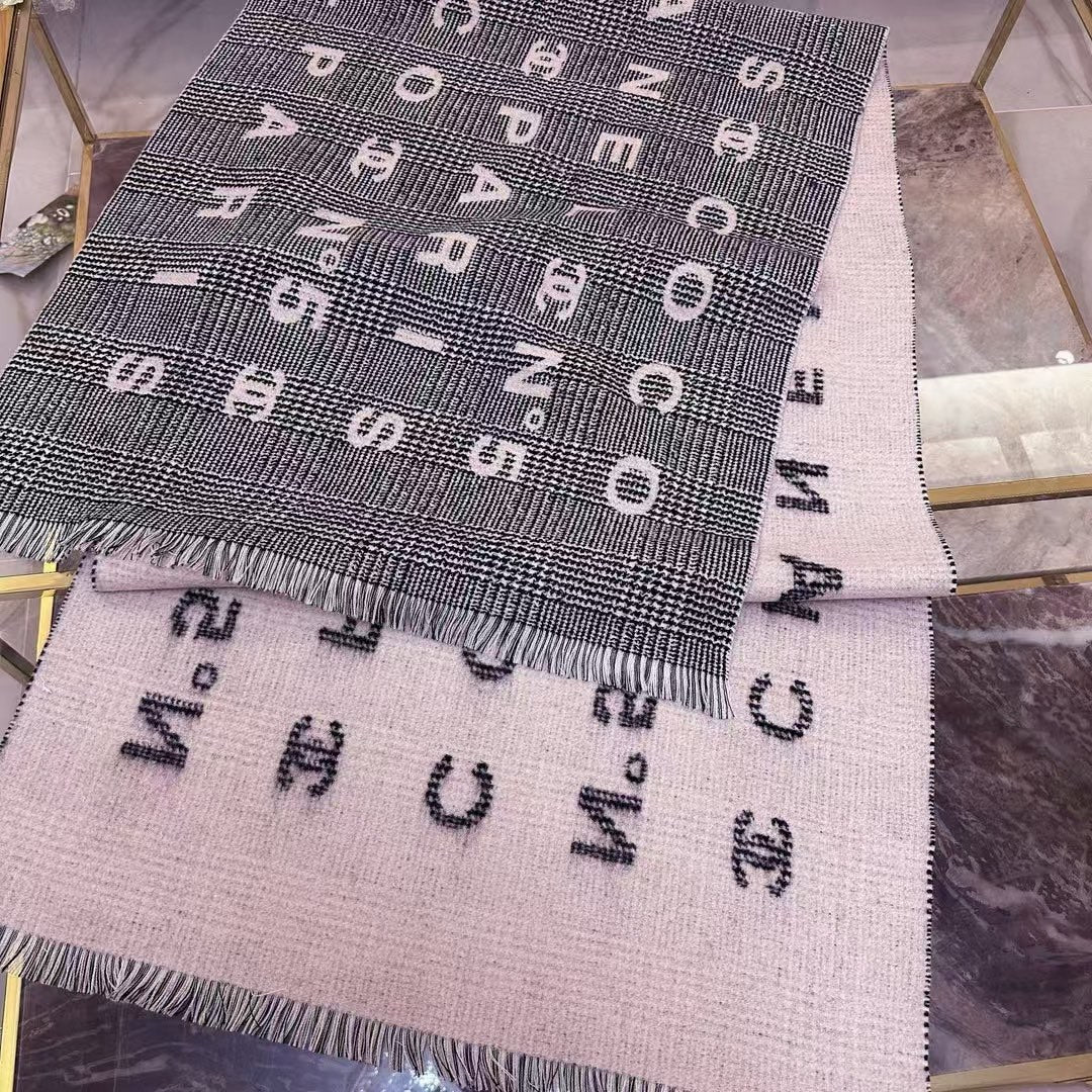 CHANEL SCARF 194 CM IN LIGHT PINK MIX BLACK CASHMERE 390060