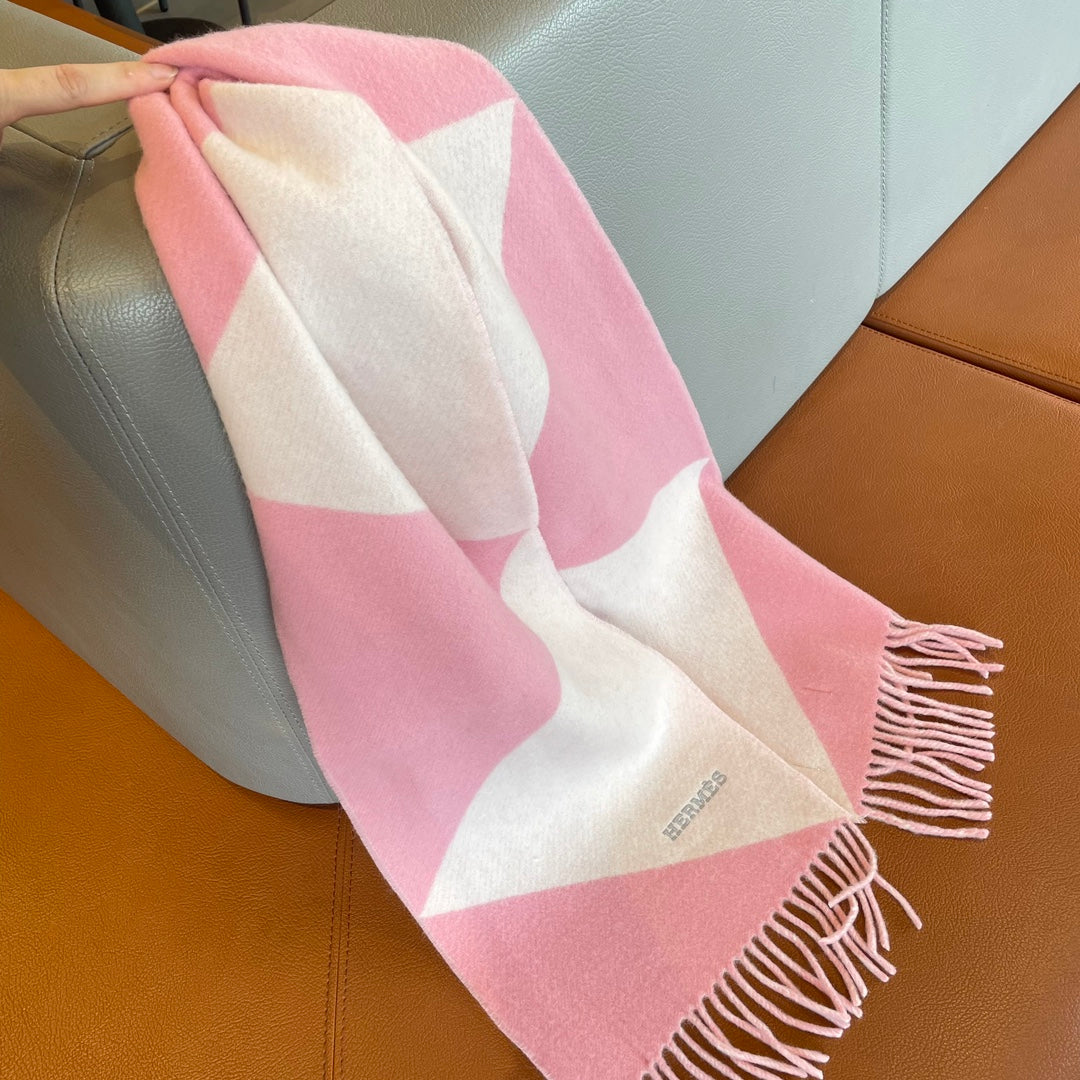 HERMES SCARF 150 CM IN BABY PINK MIX WHITE CASERE