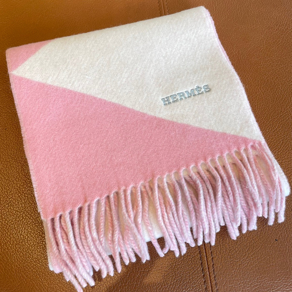 HERMES SCARF 150 CM IN BABY PINK MIX WHITE CASERE
