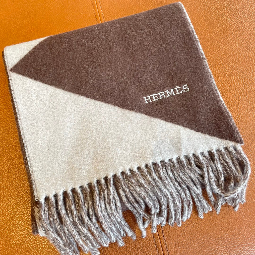 HERMES SCARF 150 CM IN CHOCOLATE BROWN MIX WHITE CASERE