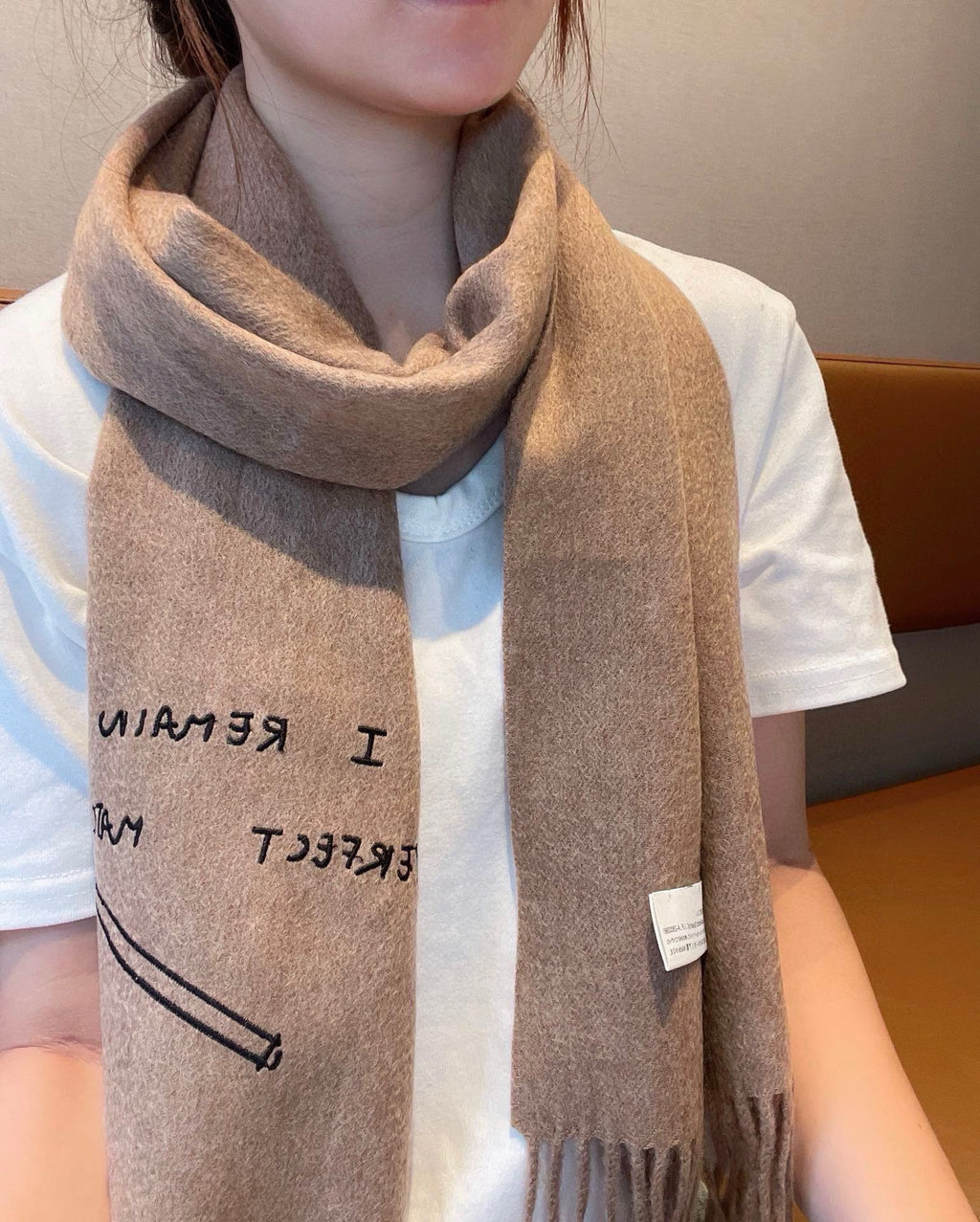 LOEWE SCARF 180 CM IN CAMEL BEIGE LAMBSWOOL WITH BLACK LETTER 394446