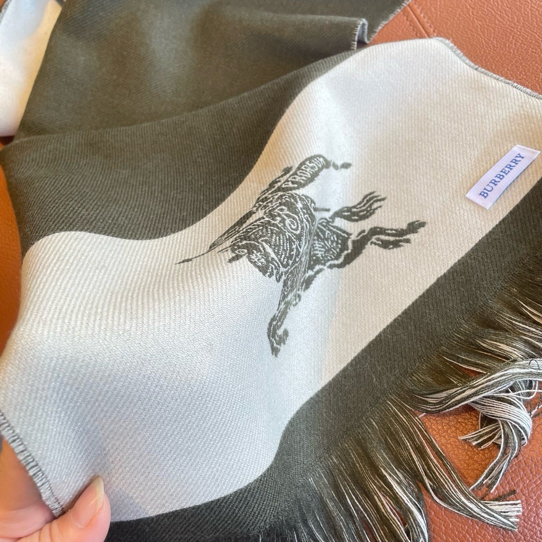 BURBERRY EKD LOGO SCARF 200 CM IN OLIVE GREEN MIX WHITE CASHMERE 396289