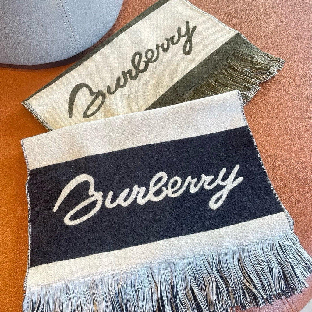 BURBERRY EKD LOGO SCARF 200 CM IN OLIVE GREEN MIX WHITE CASHMERE 396289