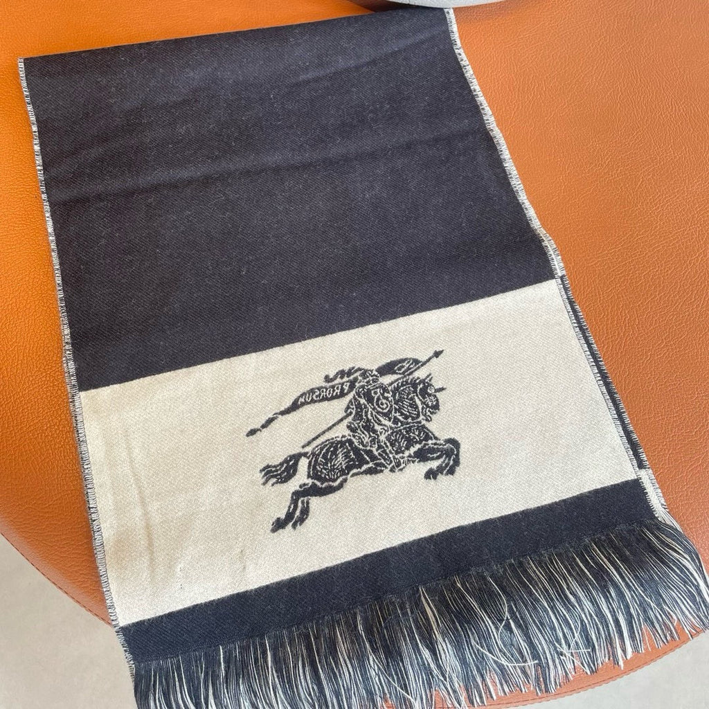 BURBERRY EKD LOGO SCARF 200 CM IN BLACK MIX WHITE CASHMERE 396290
