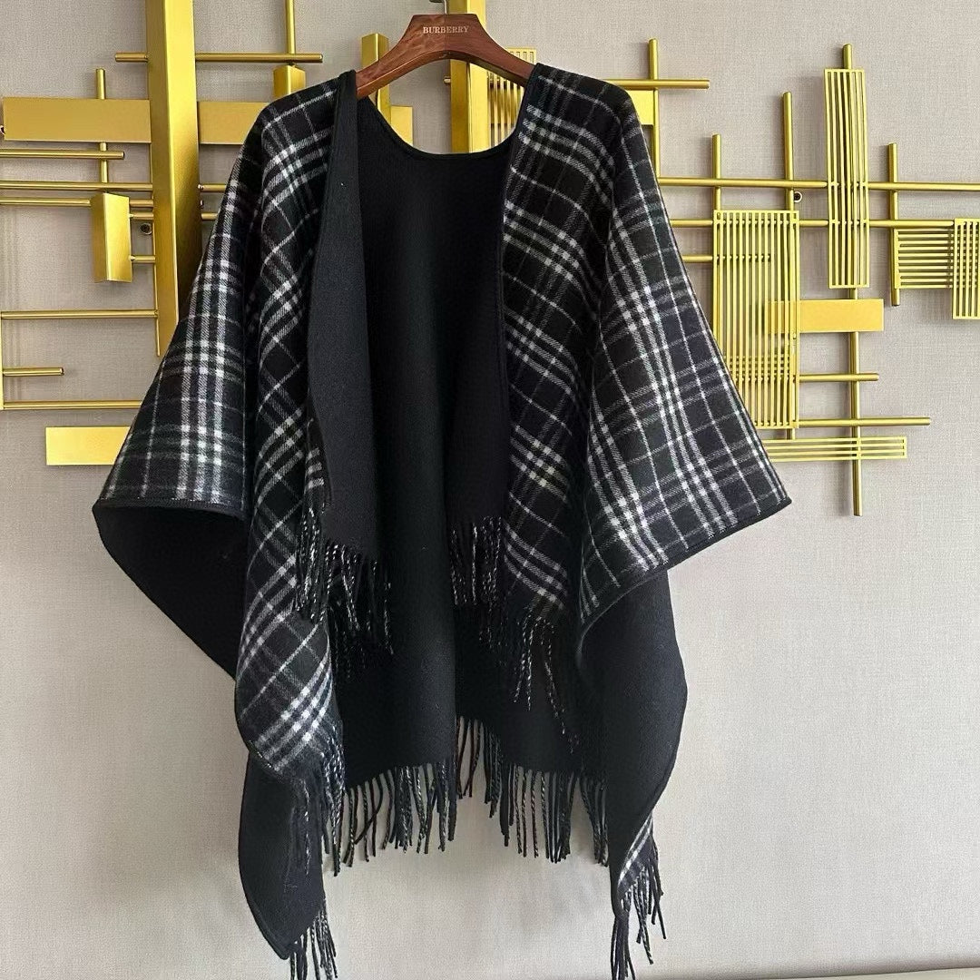 BURBERRY CHECK DOUBLE-SIDED CAPE 150 CM IN BLACK CASHMERE 401927