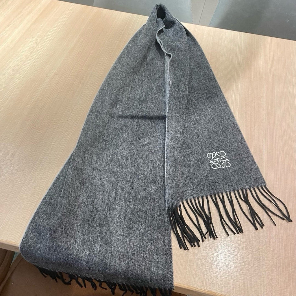 LOEWE SCARF 180 CM IN MOUSE GRAY CASHMERE AND WOOL 403756