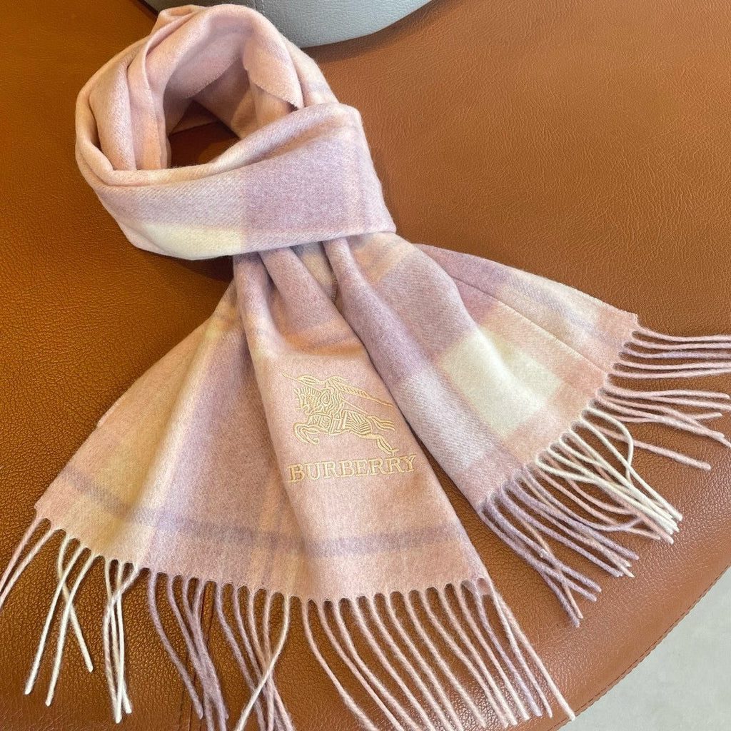 BURBERRY SCARF 180 CM IN PASTEL PINK WOOL 408566