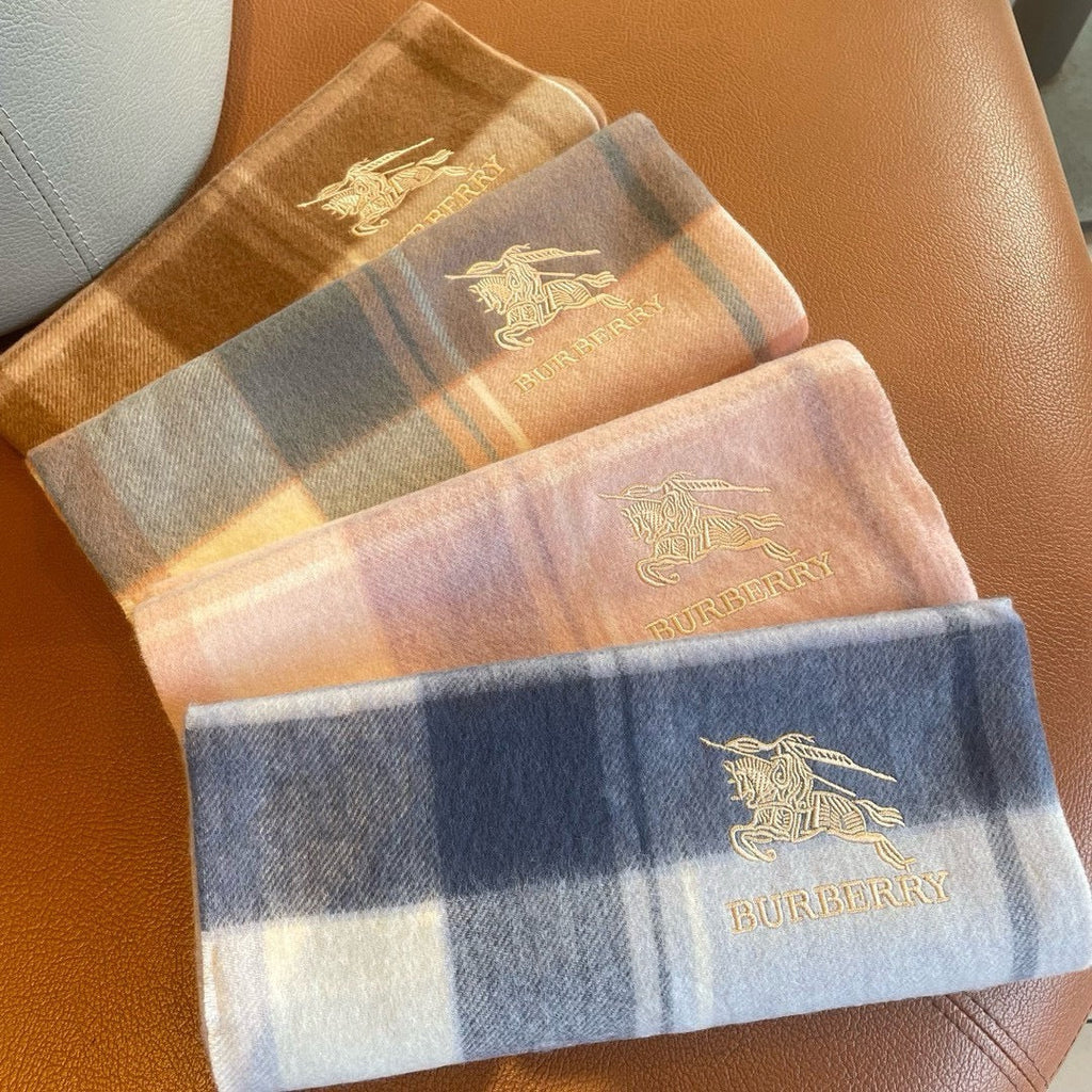 BURBERRY SCARF 180 CM IN WHITE MIX BLACK WOOL 408567