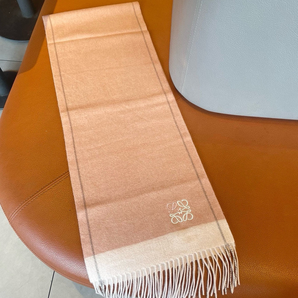 LOEWE SCARF 180 CM IN PEACH PINK MIX WHITE CASHMERE 410054