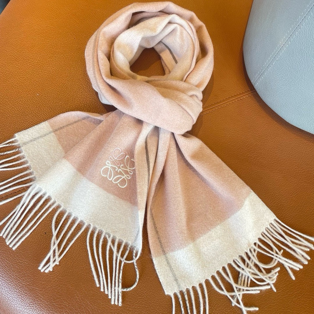 LOEWE SCARF 180 CM IN PEACH PINK MIX WHITE CASHMERE 410054