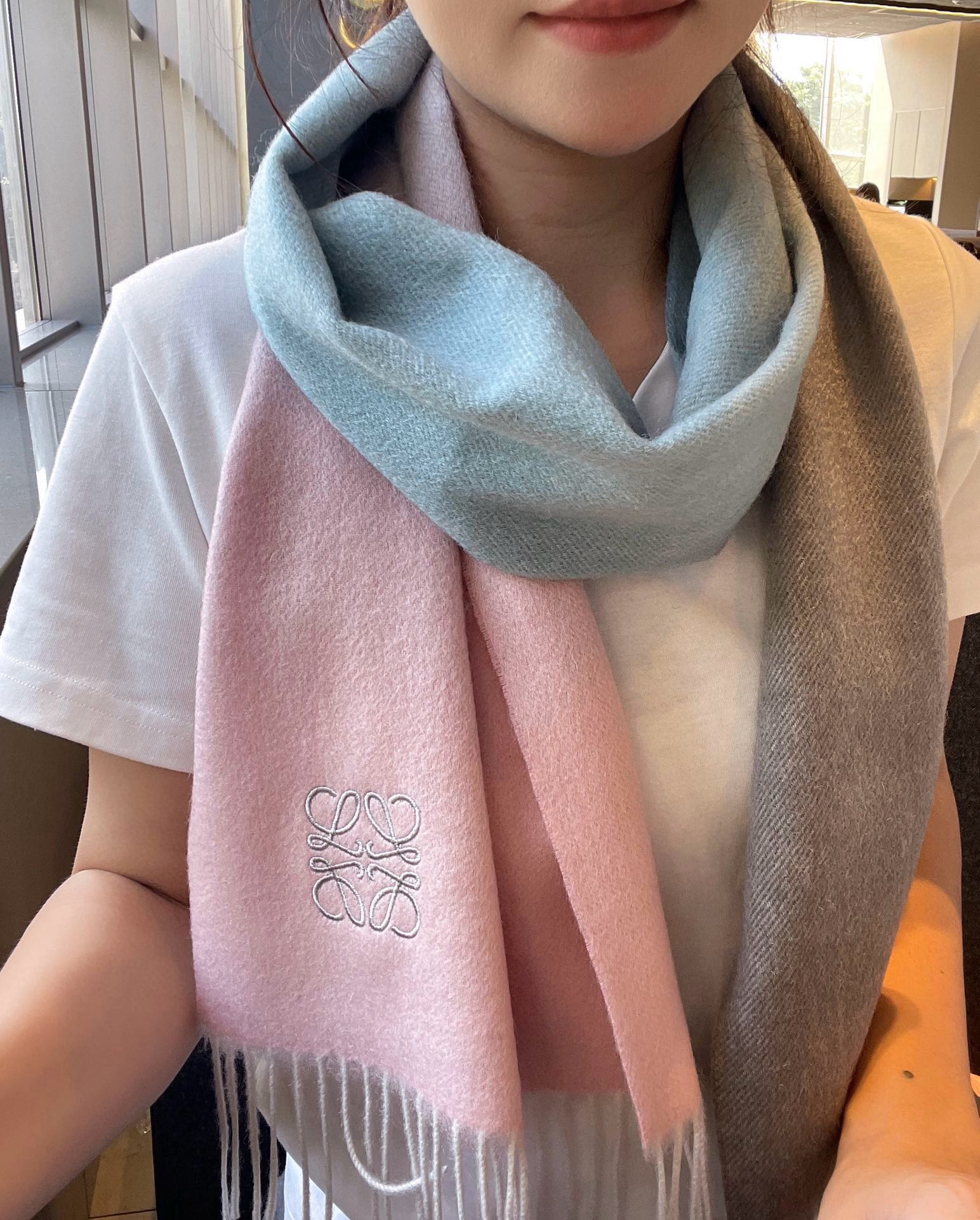 LOEWE SCARF 180 CM IN COLORFUL CASHMERE AND WOOL 411657