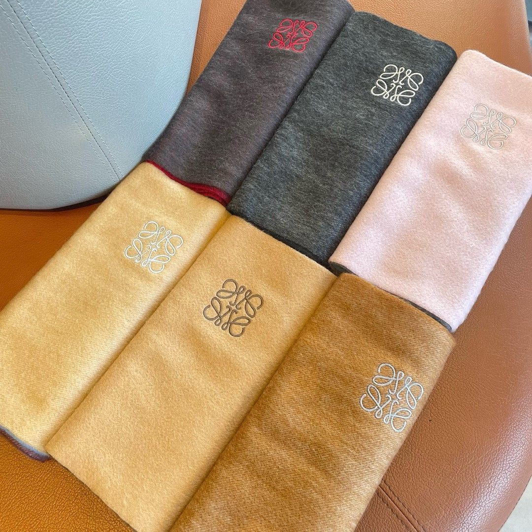 LOEWE SCARF 180 CM IN COLORFUL CASHMERE AND WOOL 411657