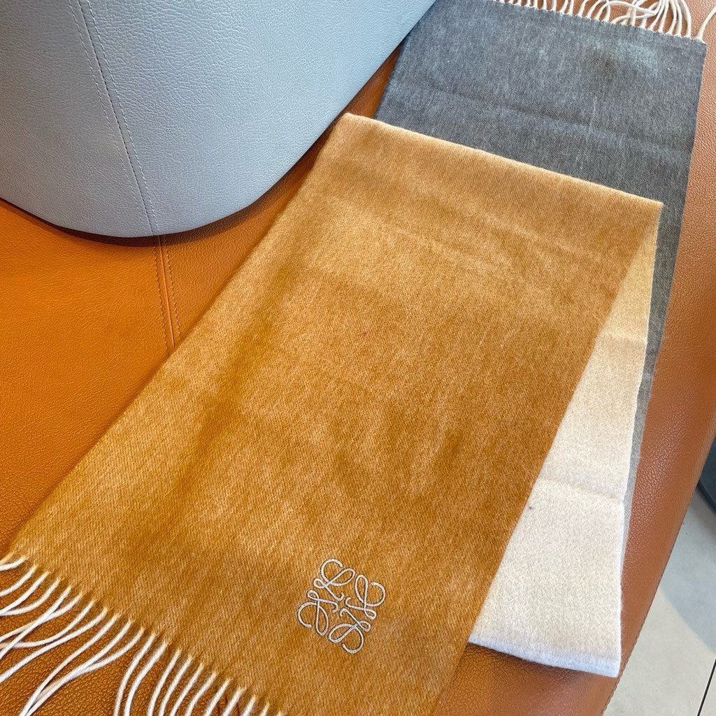 LOEWE SCARF 180 CM IN COLORFUL CASHMERE AND WOOL 411661