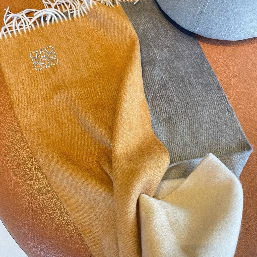 LOEWE SCARF 180 CM IN COLORFUL CASHMERE AND WOOL 411661