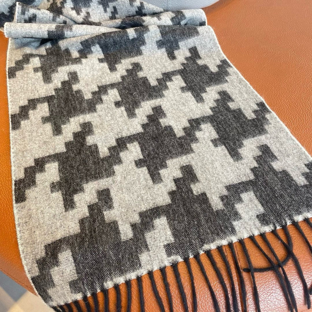 LOEWE SCARF 190 CM IN BLACK MIX WHITE CASHMERE 415206
