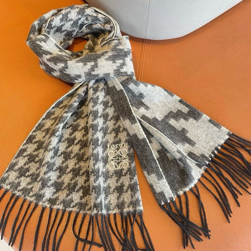 LOEWE SCARF 190 CM IN BLACK MIX WHITE CASHMERE 415206