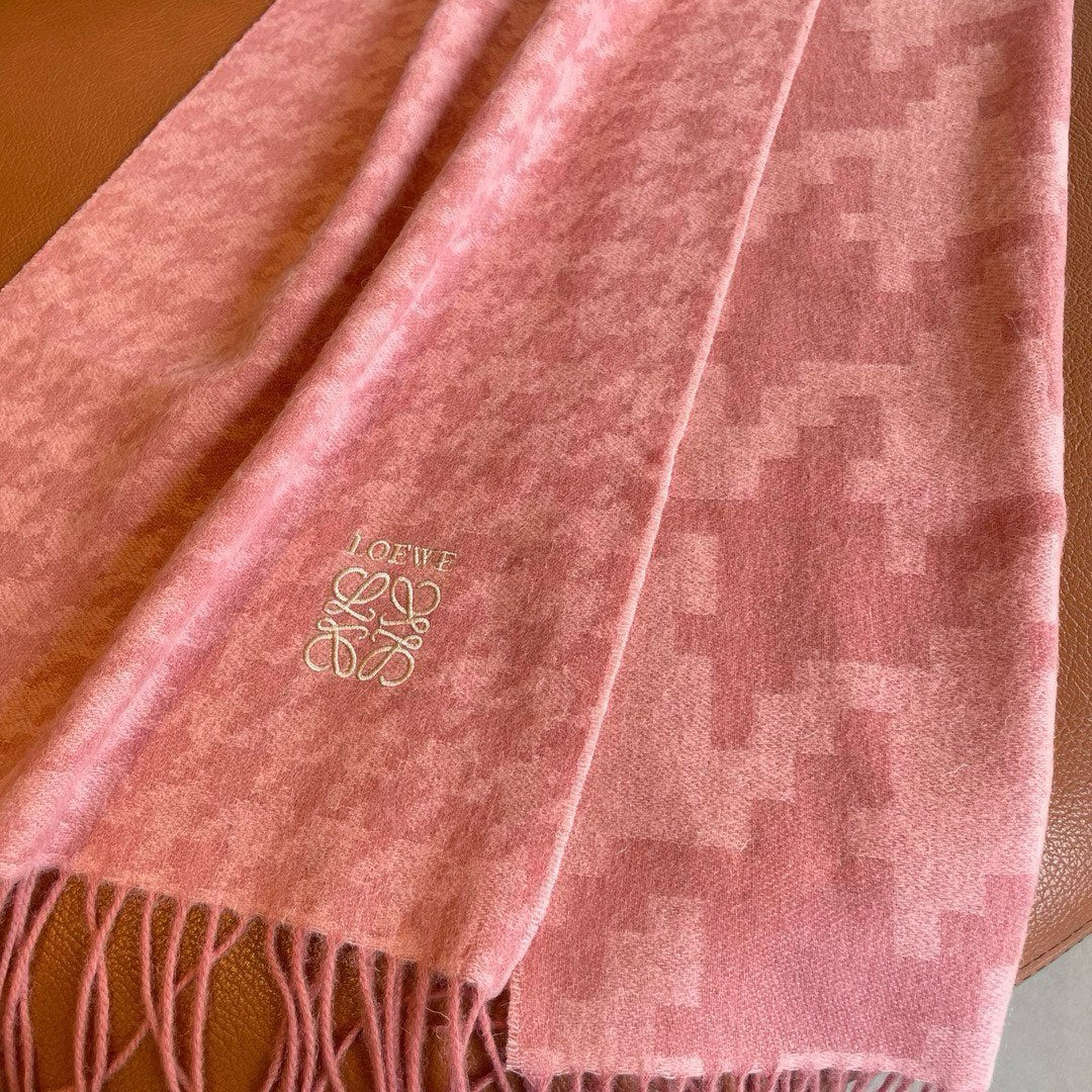 LOEWE SCARF 190 CM IN BLUSH PINK CASHMERE 415207