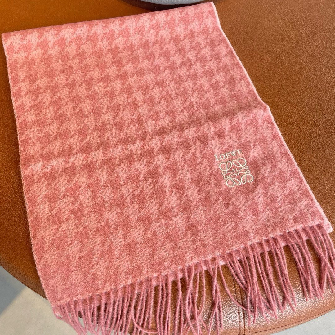 LOEWE SCARF 190 CM IN BLUSH PINK CASHMERE 415207