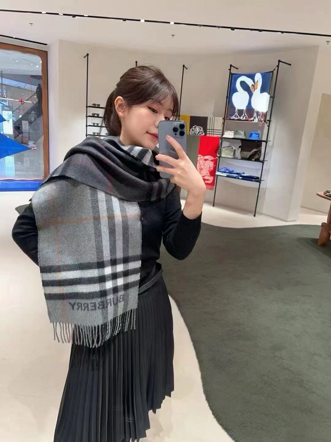 BURBERRY BBR SCARF 168 CM IN CASHMERE 540611