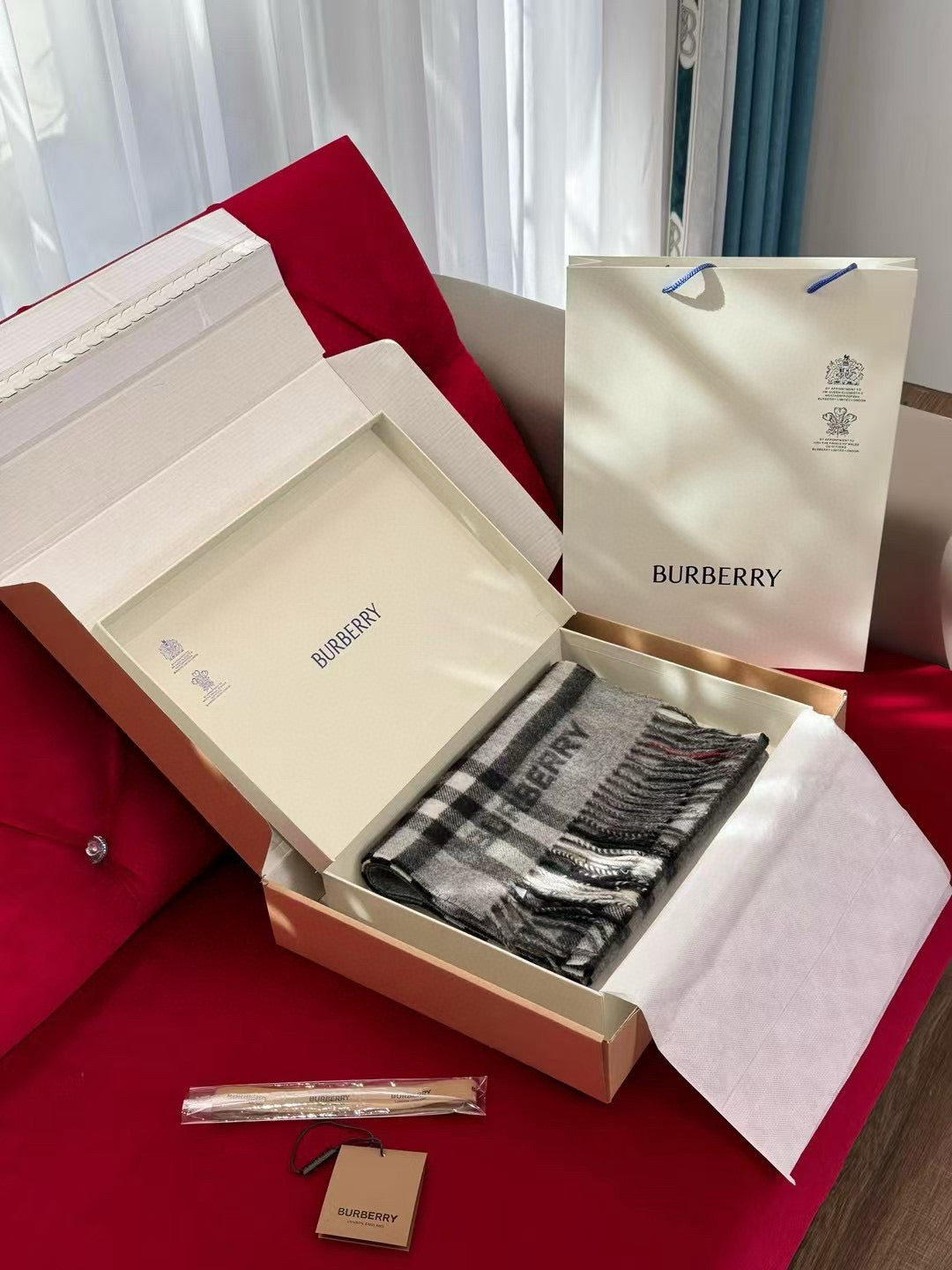 BURBERRY BBR SCARF 168 CM IN CASHMERE 540611