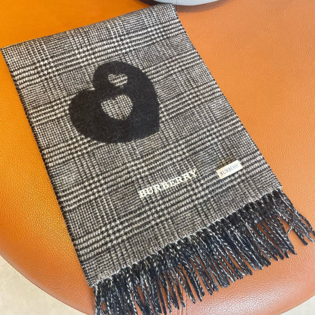 BURBERRY BBR SCARF 180 CM IN CASHMERE 540627