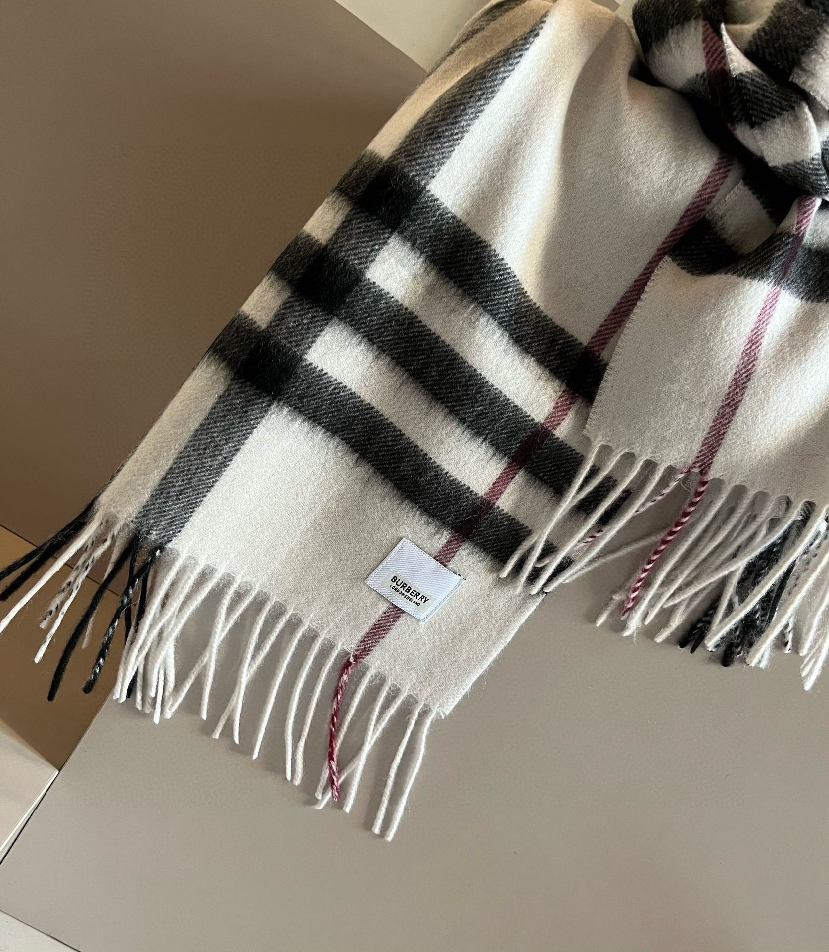BURBERRY BBR SCARF 180 CM IN CASHMERE 481409