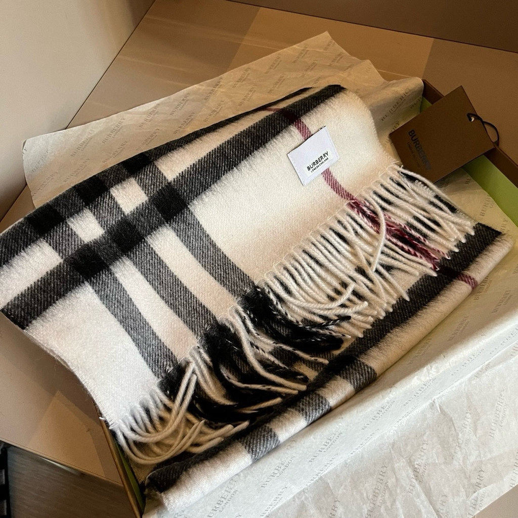 BURBERRY BBR SCARF 180 CM IN CASHMERE 481409