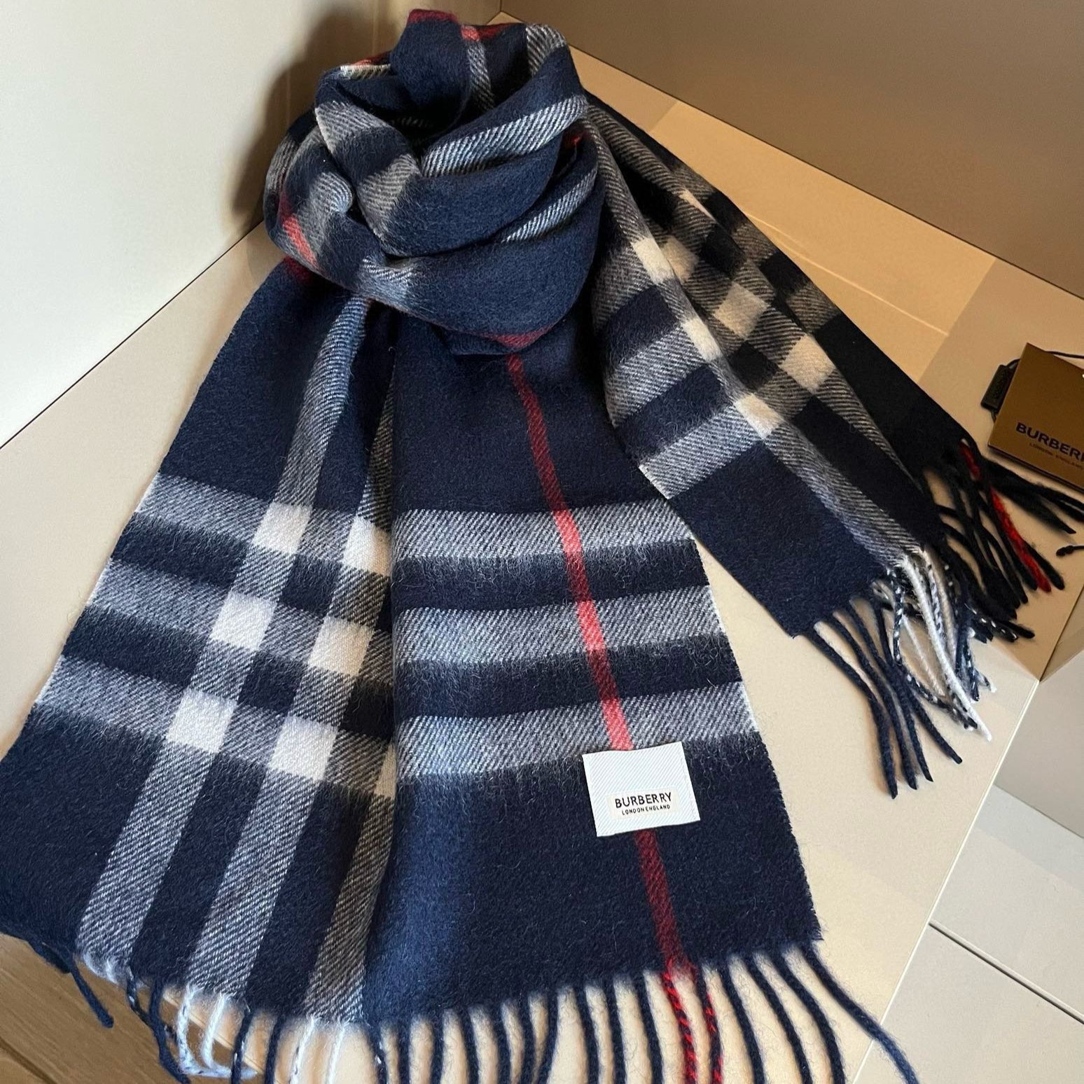 BURBERRY BBR SCARF 180 CM IN CASHMERE 481410