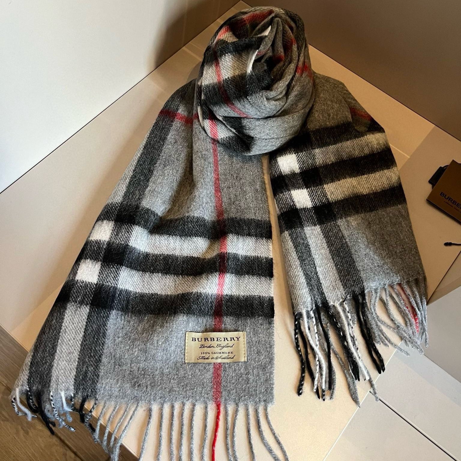 BURBERRY BBR SCARF 180 CM IN CASHMERE 481411