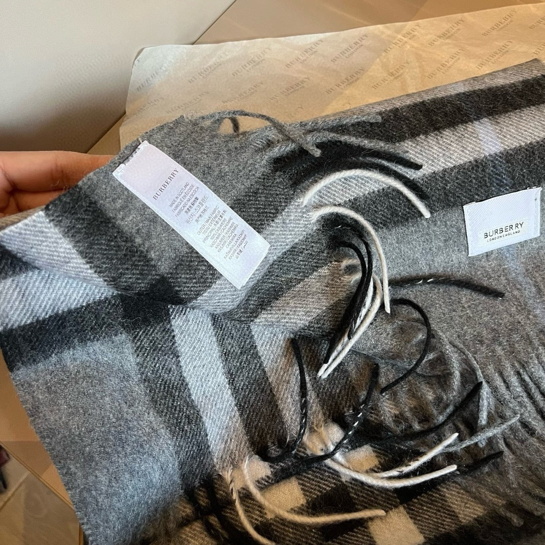 BURBERRY BBR SCARF 180 CM IN CASHMERE 481412