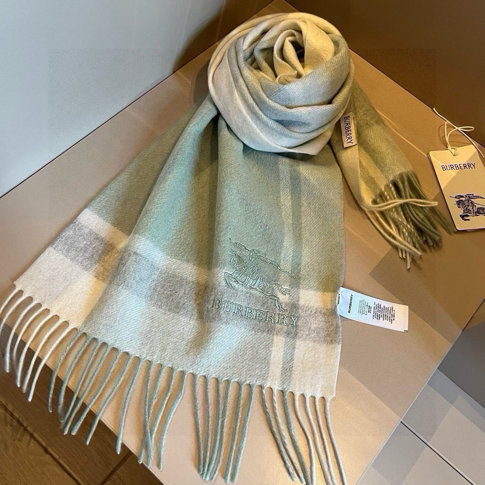 BURBERRY BBR SCARF 180 CM IN CASHMERE 483543