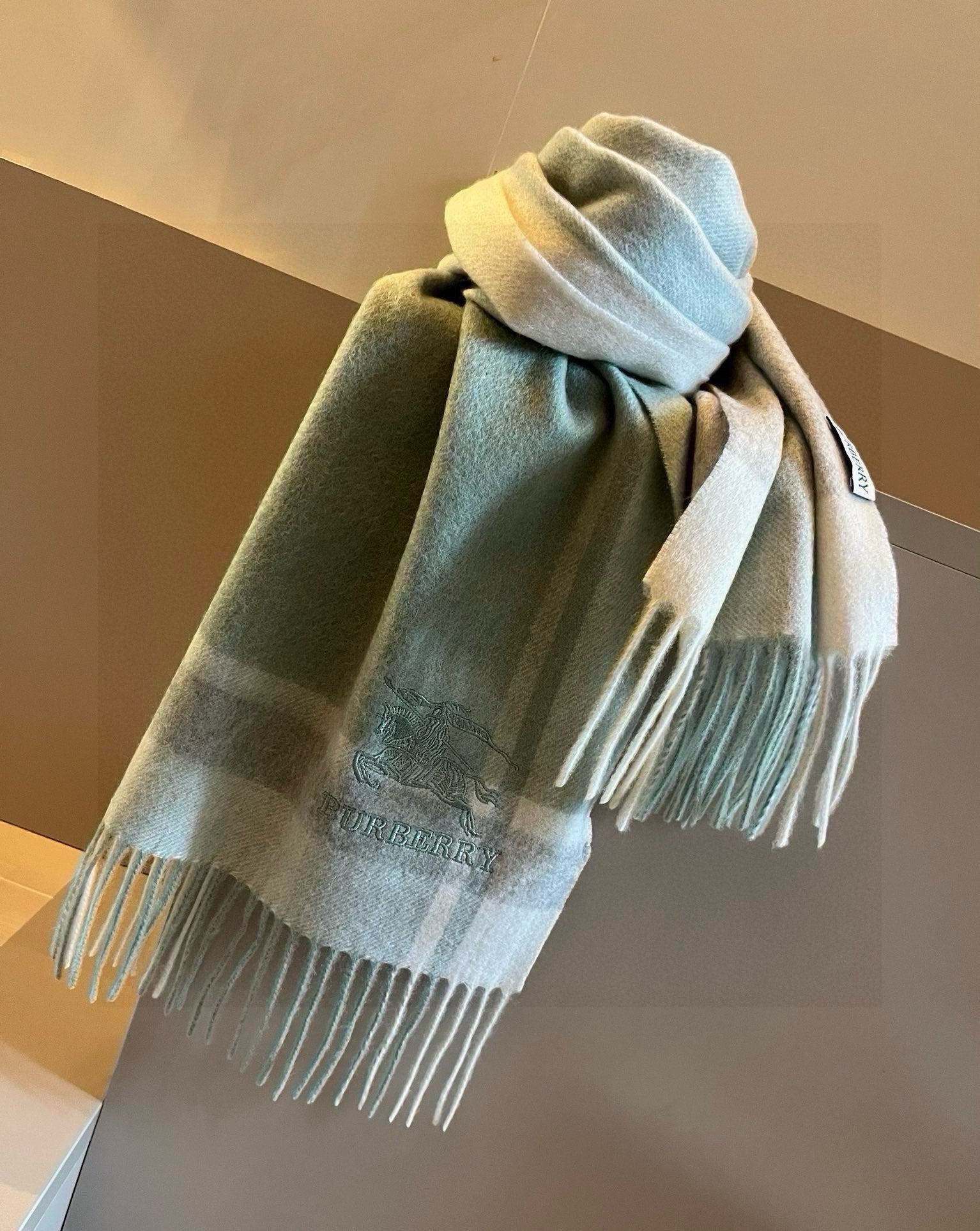 BURBERRY BBR SCARF 180 CM IN CASHMERE 483543