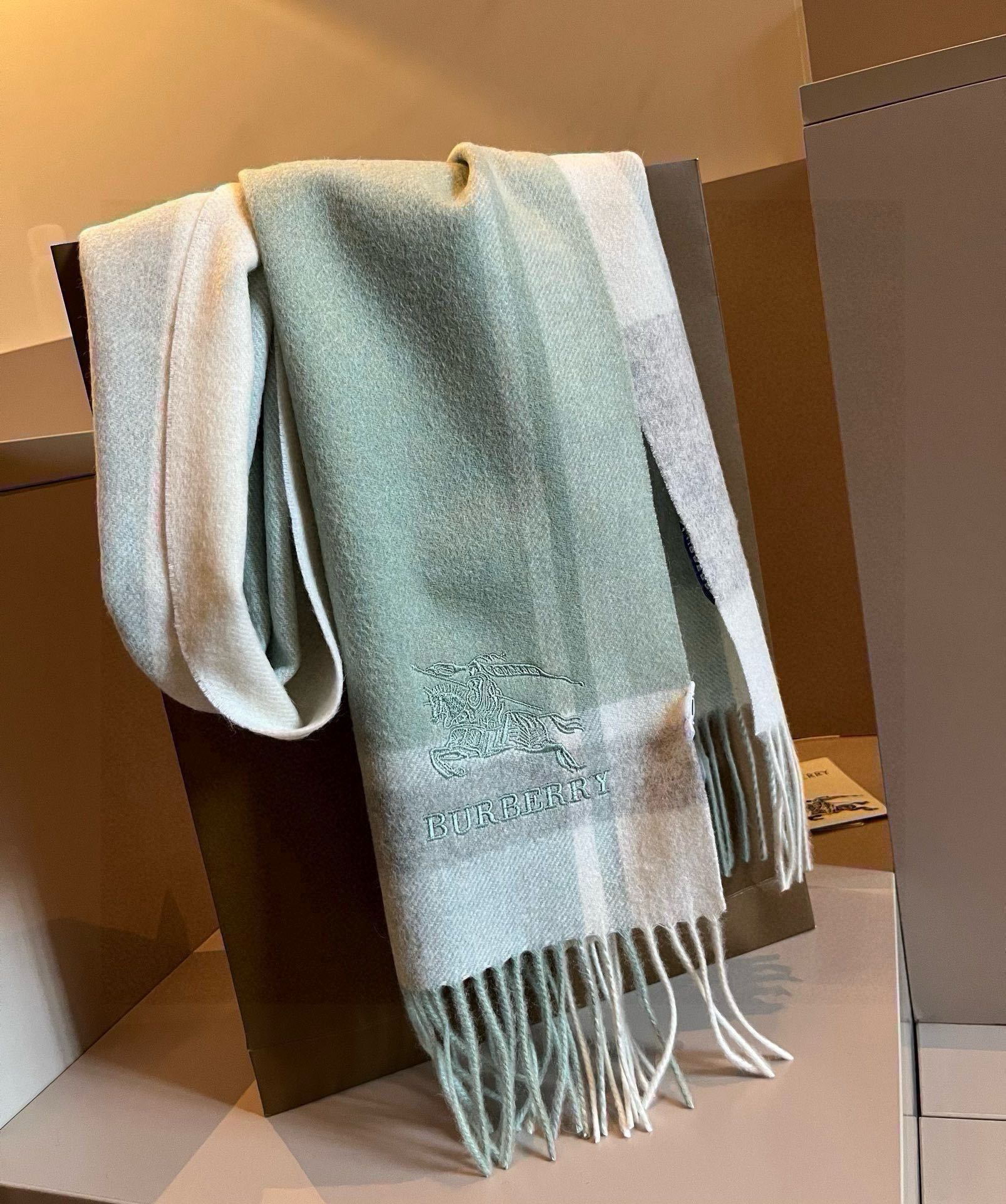BURBERRY BBR SCARF 180 CM IN CASHMERE 483543
