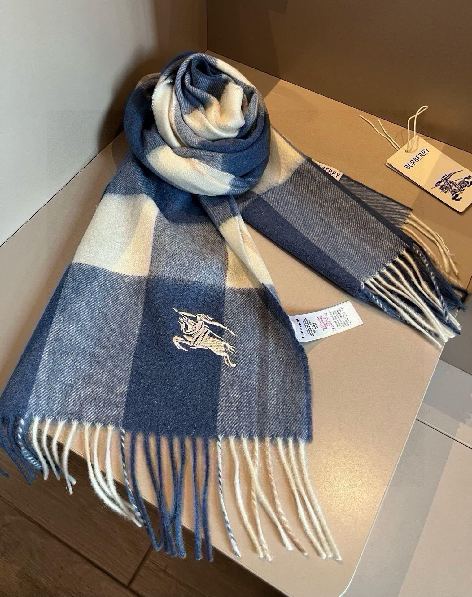 BURBERRY BBR SCARF 180 CM IN CASHMERE 486609