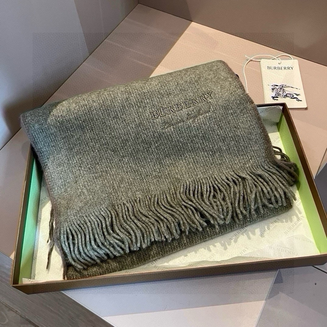 BURBERRY BBR SCARF 180 CM IN CASHMERE 489738