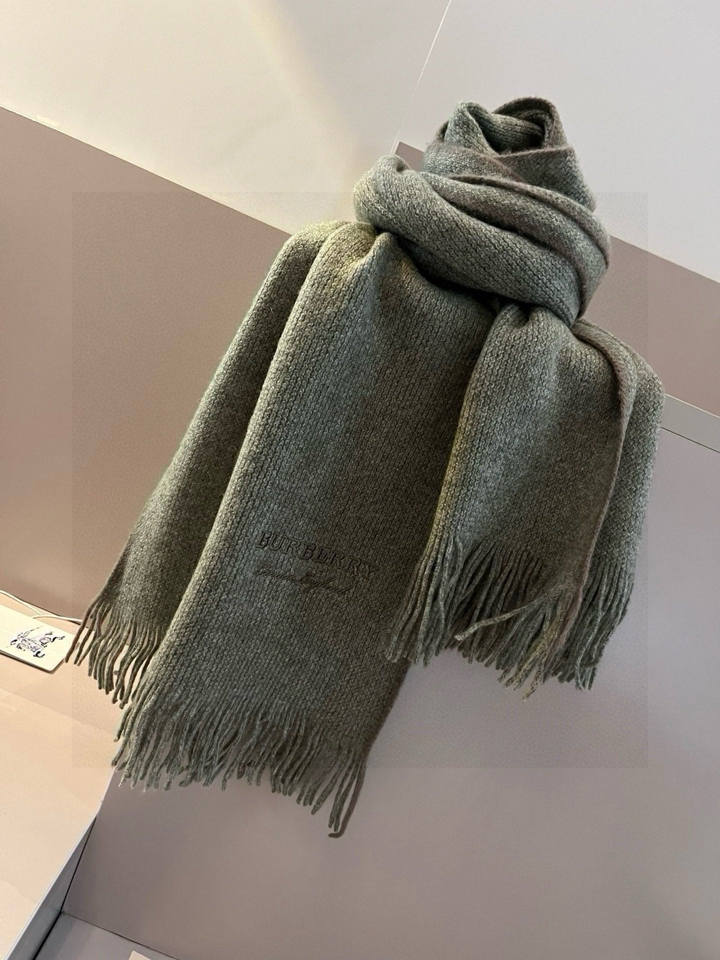 BURBERRY BBR SCARF 180 CM IN CASHMERE 489738